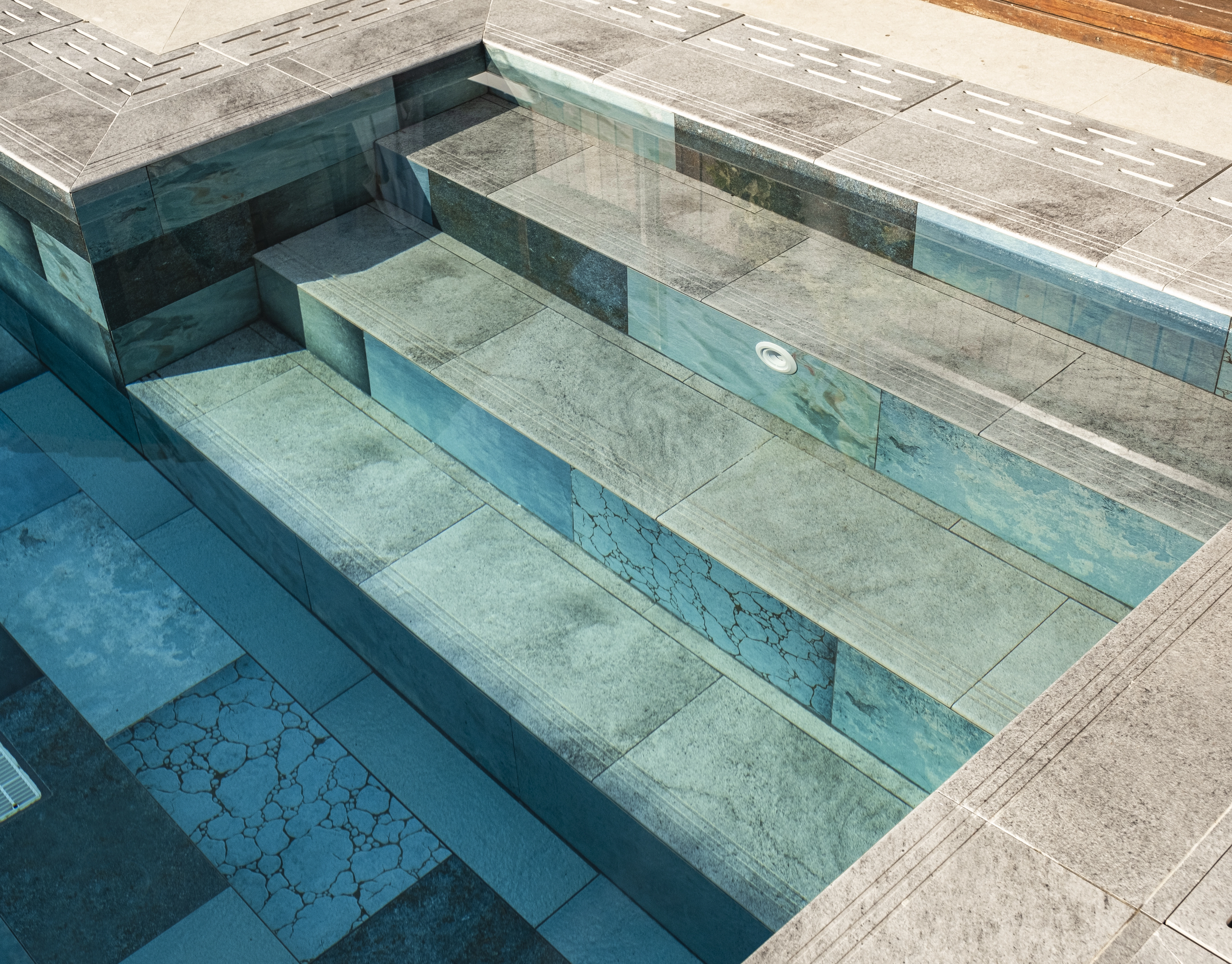 درجات مانعة للانزلاق من البورسلان